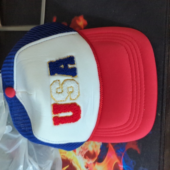 USA SNAPBACK TRUCKER HAT - Picture 1 of 4